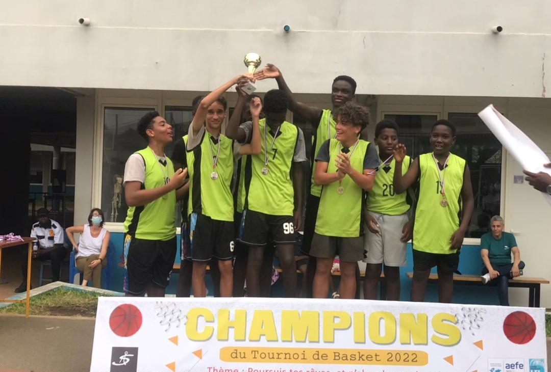 Basketball/Togo : Swallows et le Lycée français de Lomé, vainqueurs du tournoi U-14