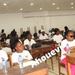 Vue partielle de la salle de conférence