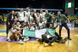 Coach Rena Wakama et son équipe