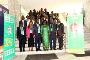 Que cette 16ème AGO, soit l’occasion de renforcer les balises de la compétitivité du Football des nations, et faire progresser notre zone dans le concert des associations membres de la CAF et de la FIFA. (Dr Lidi Bessi-Kama)