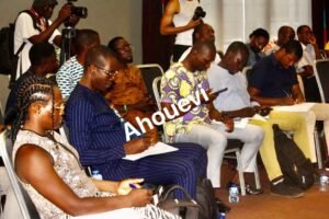 Vue partielle de l'assistance 