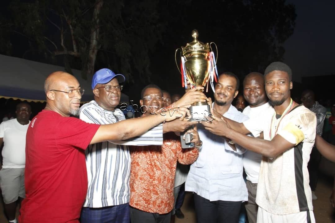 Il vise à souligner l'apport des jeunes de la diaspora au développement du pays, sous le thème évocateur : "Faisons notre part".