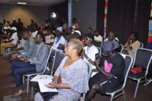 Cette édition intègre également de nouvelles technologies, avec une diffusion en direct sur diverses plateformes numériques, offrant une plus grande visibilité et un suivi en temps réel. 