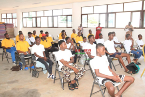 Vue des coachs et jeunes participants
