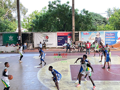 DYTO (B) # Etoile Filante (B)