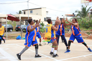 Match entre les dames d'AABATO