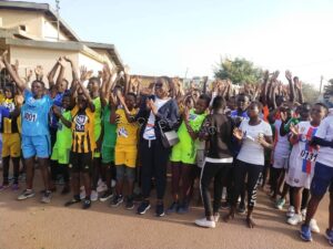 De nouveaux records ont été battus par nos athlètes, dont les records qui étaient restés pendant plus de 40 ou 30 ans, qui n'ont jamais été battus.