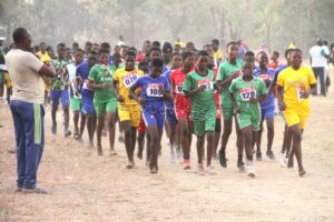 De nouveaux records ont été battus par nos athlètes, dont les records qui étaient restés pendant plus de 40 ou 30 ans, qui n'ont jamais été battus.