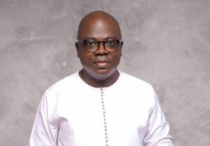 Ensemble, continuons à porter haut les couleurs du Togo sur les scènes nationale et internationale.