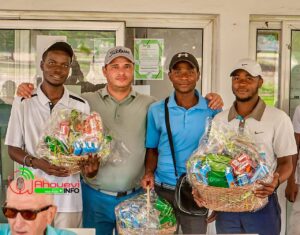 Les 3 premiers caddies avec le président du Golf club Younès Barkalil 