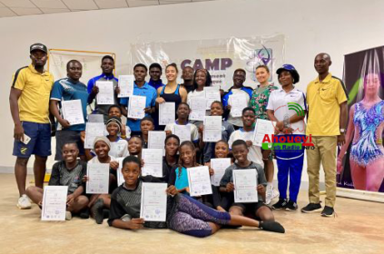 Photo d'ensemble des participants