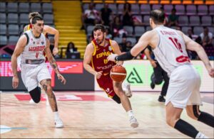A noter la performance combinée de Jordan Loyd et Mateusz Ponitka qui ont à eux deux mis 55 points pour la Pologne.