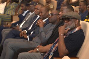 Vue partielle de l’assistance 