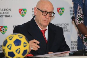 Patrice Neveu en conférence de presse