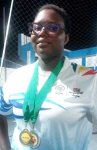 la championne Ayikpe Anaïs 