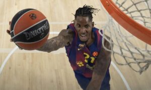 Un duel très attendu entre Mike James (meilleur marqueur de l'histoire et leader de Monaco) et Tornike Shengelia transfuge de la Virtus Bologne et qui porte les Blau grana cette saison.