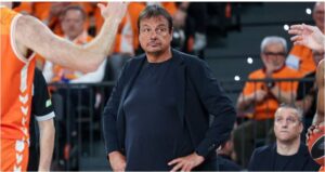 Valence se qualifie pour la première fois au Final 4 en dépit de l'expérience du Panathinaïkos, 7 fois champion.