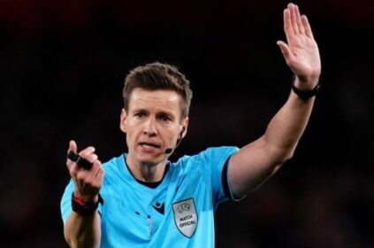 Mais accuser l'arbitrage de cette finale, c'est se tromper de combat.