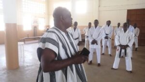 Le secrétaire général de la préfecture de Cinkasse prodigue des conseils aux stagiaires