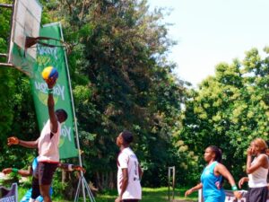 Le MVP du tournoi Xavier Lampoukne Lamontine en action