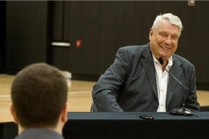 Don Nelson était un véritable pionnier, dont l’influence sur le jeu se fait encore ressentir aujourd’hui.