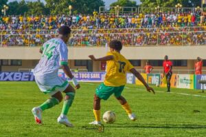 Le buteur du Togo, Karim Dermane (17) en action 